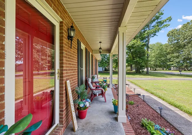 Photo 4 of Single family home for sale at 2117 Safe Hvn Cir, Estill Springs, TN 37330 | MLS# 3215714 | Listing updated on 2026-09-16