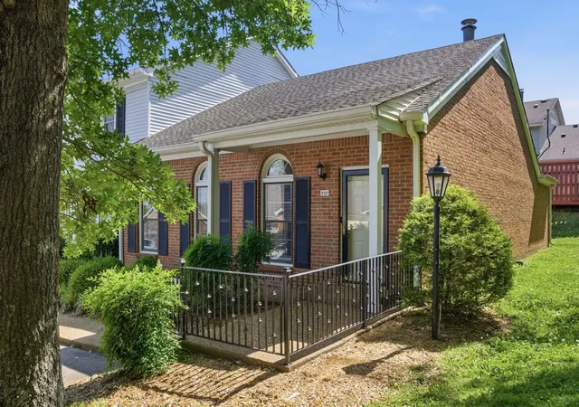 Homes for sale in Columbia, TN | 2131 Benton Hall Court, Columbia, TN 38401 | MLS# 3217790