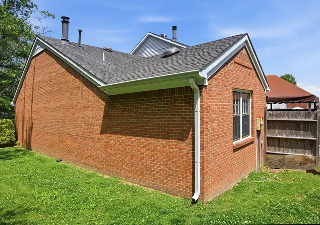 Homes for sale in Columbia, TN | 2131 Benton Hall Court, Columbia, TN 38401 | MLS# 3217790