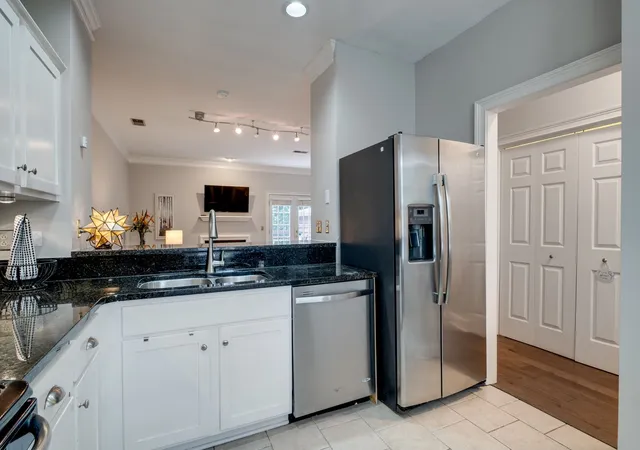 Homes for sale in Nashville, TN | 3110 West End Circle #2, Nashville, TN 37203 | MLS# 3219897