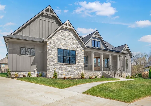 1st image of 879 Shady Bluff Trl, Clarksville, TN 37043 | MLS# 3215948