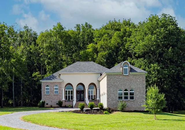Photo 1 of Single family home for sale at 3621 Yeargan Rd, Murfreesboro, TN 37128 | MLS# 3217361 | Listing updated on 2026-08-26