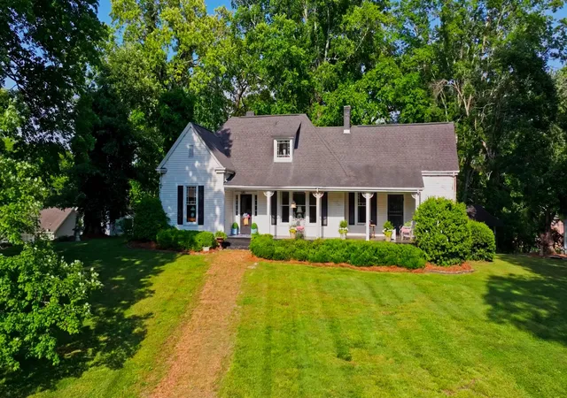 Homes for sale in Chickamauga, GA | 226 Lee Avenue, Chickamauga, GA 30707 | MLS# 3215995
