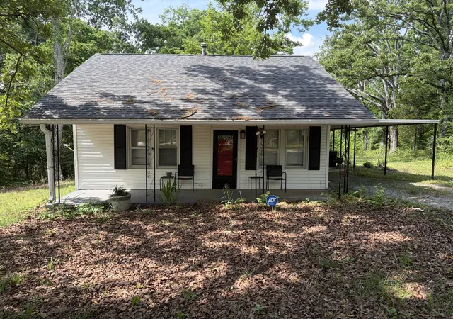 Homes for sale in Dickson, TN | 970 Yellow Creek Rd, Dickson, TN 37055 | MLS# 3216460