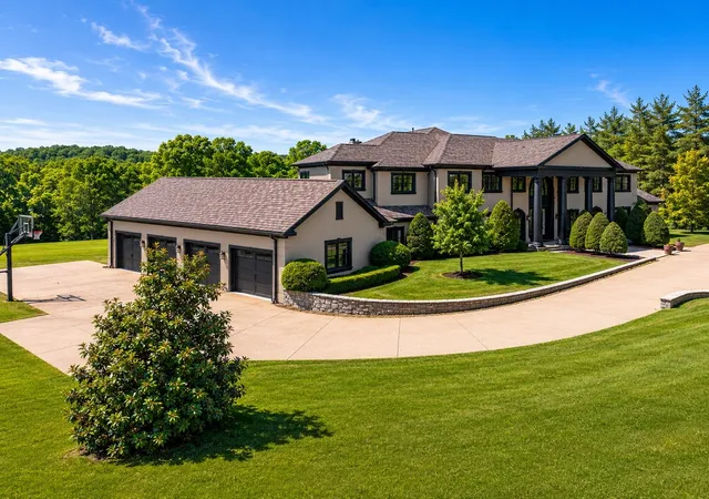 1st image of 6261 Hillsboro Pike, Nashville, TN 37215 | MLS# 3216160