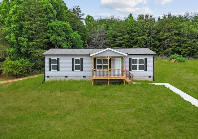 Photo 2 of Manufactured home for sale at 285 County Rd 784a, Etowah, TN 37331 | MLS# 3223338 | Listing updated on 2026-08-24