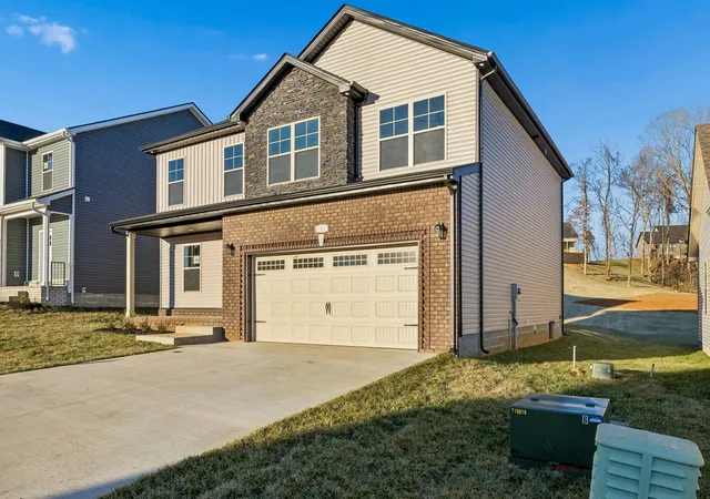 Photo 3 of Single family home for sale at 319 Cardinal Crk, Clarksville, TN 37040 | MLS# 3216032 | Listing updated on 2026-05-28