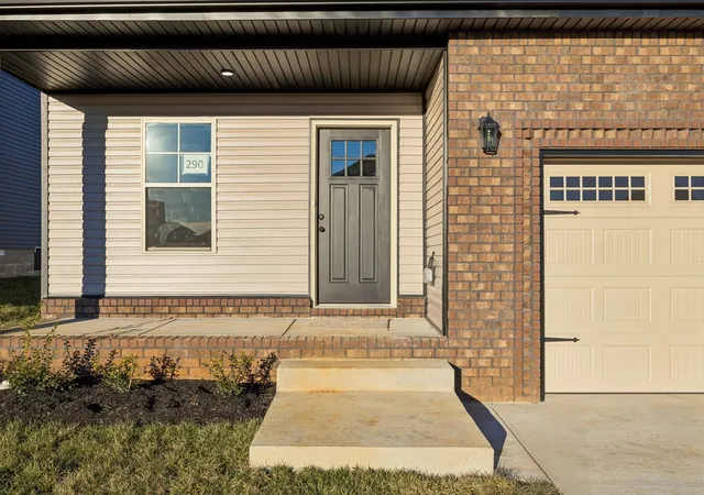 Photo 4 of Single family home for sale at 319 Cardinal Crk, Clarksville, TN 37040 | MLS# 3216032 | Listing updated on 2026-05-28