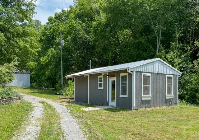 Homes for sale in Dellrose, TN | 143 Buford Hughey Rd, Dellrose, TN 38453 | MLS# 3216051