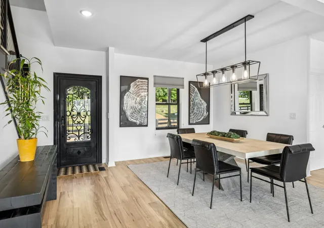 Photo 3 of Single family home for sale at 4245 Warren Rd, Franklin, TN 37067 | MLS# 3217185 | Listing updated on 2026-08-29