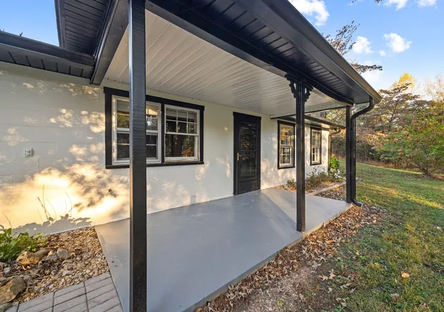 Homes for sale in Leoma, TN | 133 Mockerson Rd, Leoma, TN 38468 | MLS# 3217534