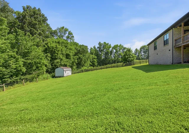 Homes for sale in Leoma, TN | 214 Mary Alice Dr, Leoma, TN 38468 | MLS# 3242676