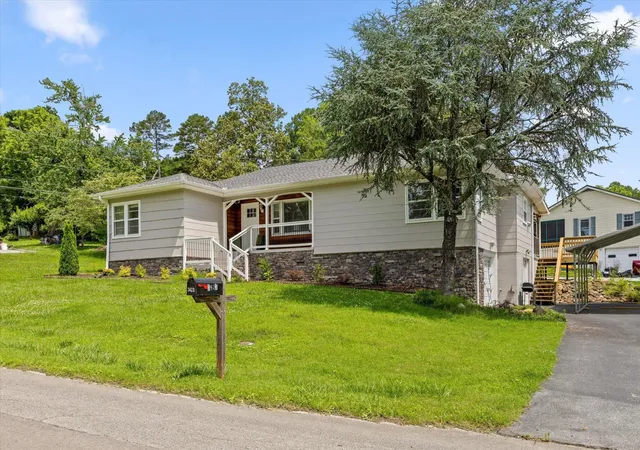 Homes for sale in Chattanooga, TN | 3423 Missionaire Avenue, Chattanooga, TN 37412 | MLS# 3216104