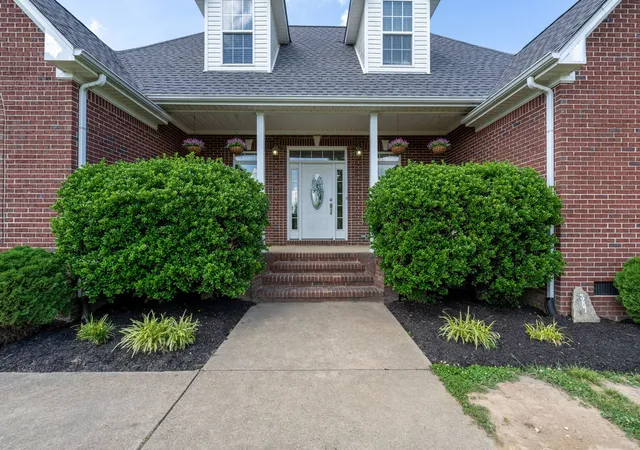 Photo 3 of Single family home for sale at 387 Ctr Point Dr, Summertown, TN 38483 | MLS# 3217365 | Listing updated on 2026-09-16