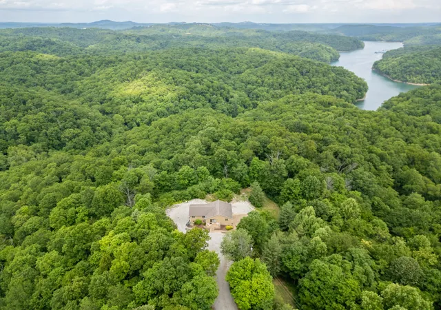 Homes for sale in Allons, TN | 241 Hidden Cove Ln, Allons, TN 38541 | MLS# 3216814