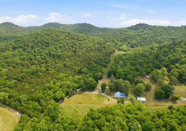 Photo 3 of House for sale at 1780 Chumley Holw Rd, Watertown, TN 37184 | MLS# 3229043 | Listing updated on 2026-10-08