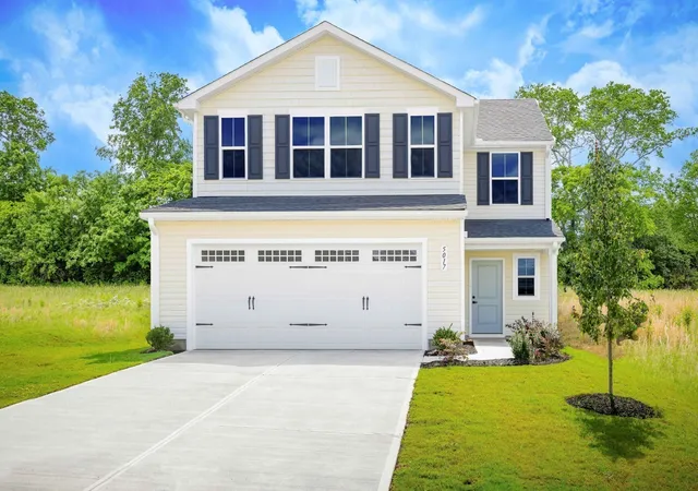 Photo 2 of Sale Pending at 3305 Fox Den Pass, Madison, TN 37115 | MLS# 3216293 | Listing updated on 2026-07-28