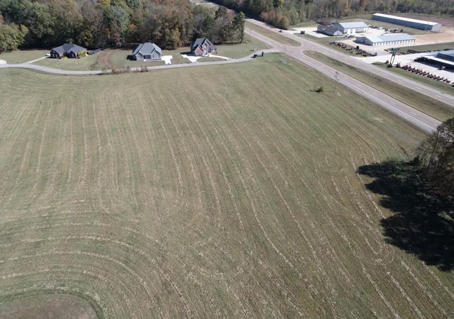 4th image of 0 Barrington Ln, Paris, TN 38242 | MLS# 3216753