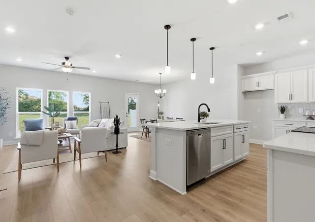 4th image of 1171 Short St, Spring Hill, TN 37174 | MLS# 3216376