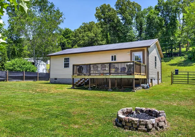 Homes for sale in Birchwood, TN | 302 Rogers Lane, Birchwood, TN 37308 | MLS# 3245624