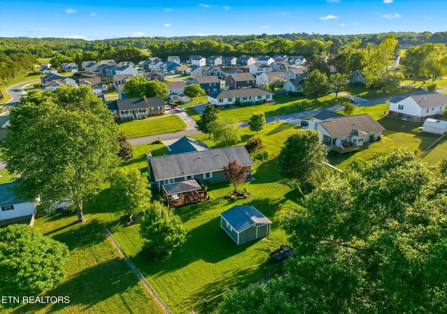 42nd image of 1404 Housley Dr, Athens, TN 37303 | MLS# 3216428