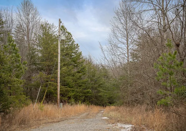 2nd image of 214 Edmonds Rd, Spencer, TN 38585 | MLS# 3216455