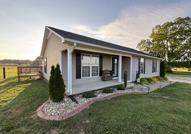 Homes for sale in Lawrenceburg, TN | 479 Wesley Chapel Rd, Lawrenceburg, TN 38464 | MLS# 3216467