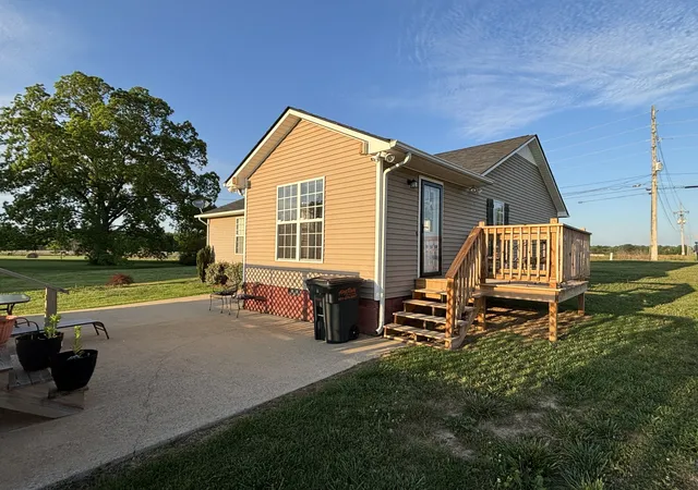 Homes for sale in Lawrenceburg, TN | 479 Wesley Chapel Rd, Lawrenceburg, TN 38464 | MLS# 3216467