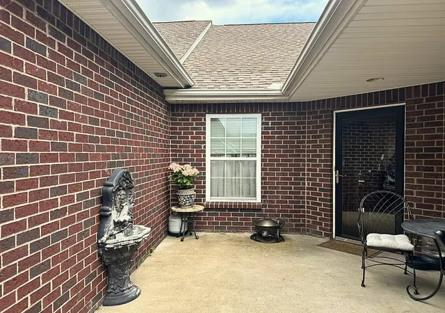 Homes for sale in Lebanon, TN | 167 Speedwell Ln, Lebanon, TN 37087