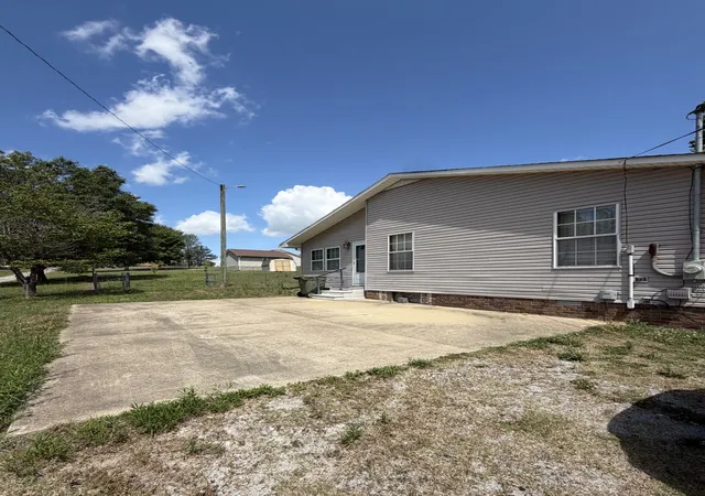 Homes for sale in Lawrenceburg, TN | 499 Belew Dr, Lawrenceburg, TN 38464 | MLS# 3216490