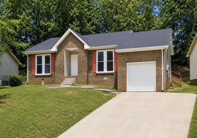 Photo 2 of Single family home for sale at 1217 Verkler Dr, Clarksville, TN 37042 | MLS# 3217220 | Listing updated on 2026-08-20