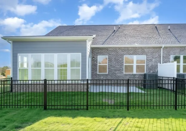 Photo 2 of Townhouse for sale at 6415 Waymeet Dr, Spring Hill, TN 37174 | MLS# 3221807 | Listing updated on 2026-10-04