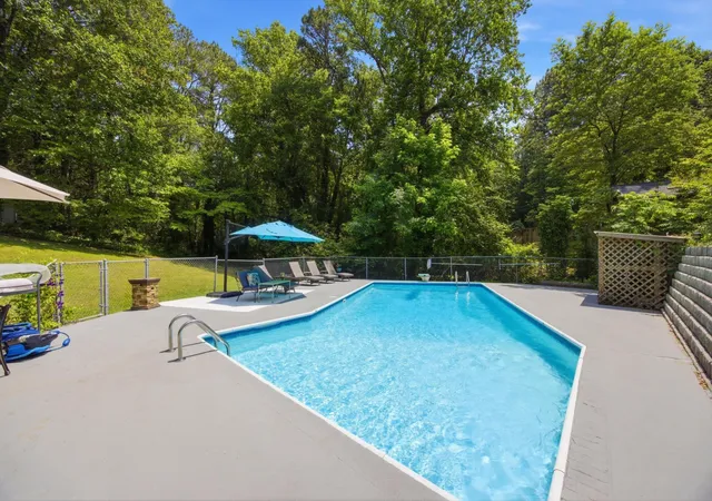 Homes for sale in Dalton, GA | 503 Loveman Lane, Dalton, GA 30720 | MLS# 3262601
