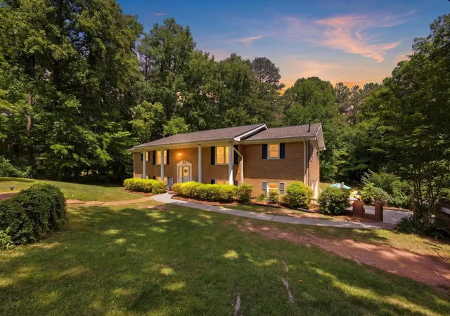 Homes for sale in Dalton, GA | 503 Loveman Lane, Dalton, GA 30720 | MLS# 3262601
