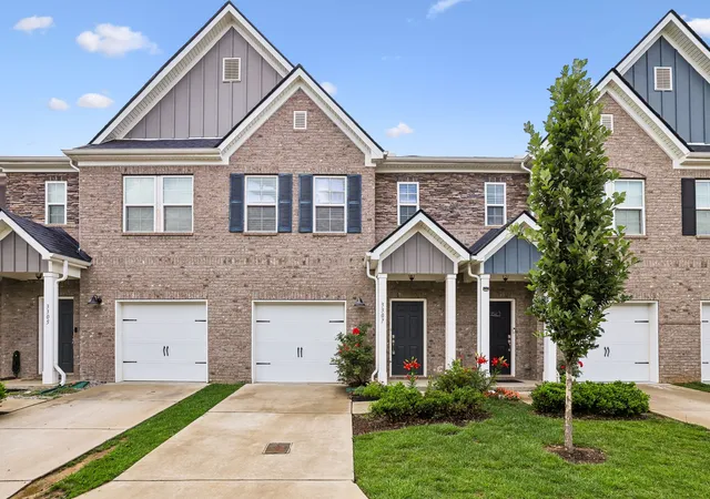Homes for sale in Murfreesboro, TN | 3307 Deerchase Cir, Murfreesboro, TN 37129 | MLS# 3223835