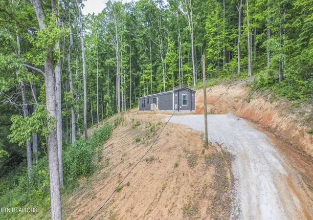 Homes for sale in Philadelphia, TN | 237 Johnson Valley Rd, Philadelphia, TN 37846 | MLS# 3216564