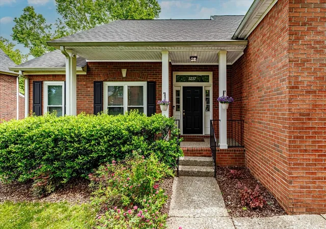 3rd image of 5237 Timber Gap Dr, Nashville, TN 37221 | MLS# 3221504