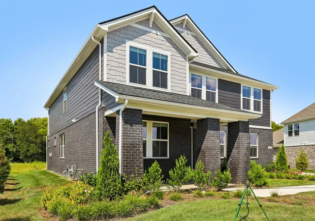Photo 2 of Single family home for sale at 2054 Riley Park Dr, Franklin, TN 37064 | MLS# 3216627 | Listing updated on 2026-09-01