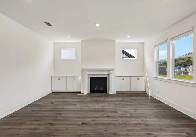Photo 4 of Single family home for sale at 2054 Riley Park Dr, Franklin, TN 37064 | MLS# 3216627 | Listing updated on 2026-09-01