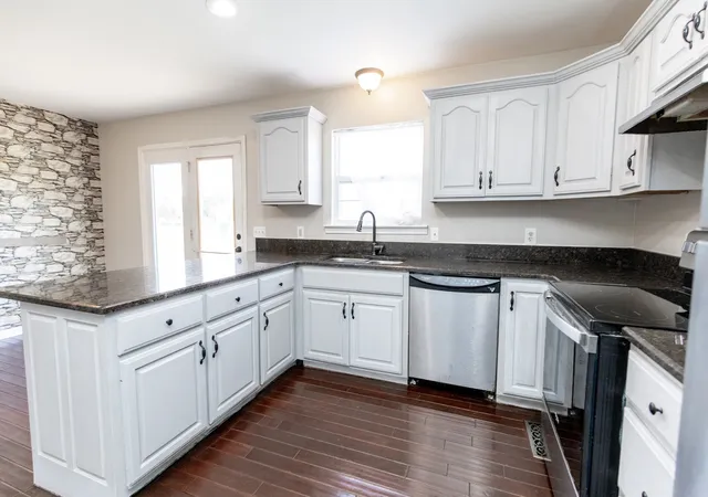 2nd image of 443 Clearview Rd, Cottontown, TN 37048 | MLS# 3216860