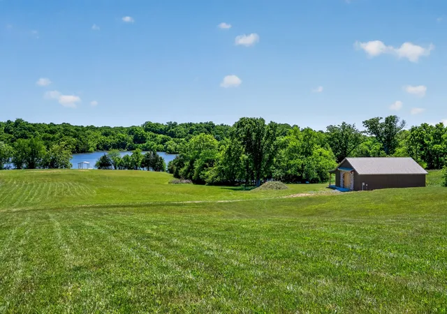4th image of 404 Lakeview Rd, Gallatin, TN 37066 | MLS# 3216710