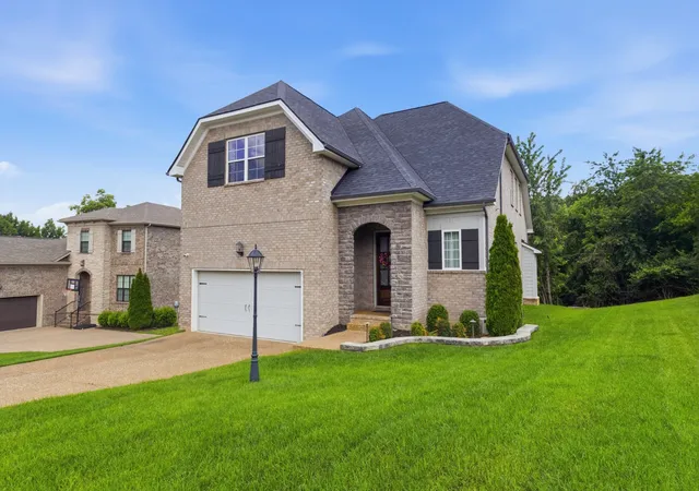 2nd image of 125 Ervin St, Hendersonville, TN 37075 | MLS# 3223200