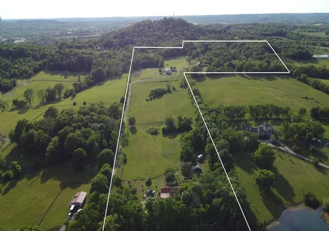 1st image of 112 Neals Pvt Ct, Gallatin, TN 37066 | MLS# 3221782