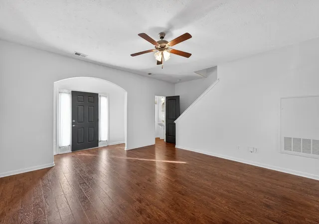 Photo 4 of Townhouse for sale at 5326 Dan Post Way, Murfreesboro, TN 37128 | MLS# 3217825 | Listing updated on 2026-08-20