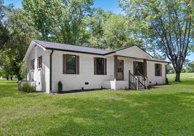 Photo 1 of Single family home for sale at 65 Rocky Crk Loop, Castalian Springs, TN 37031 | MLS# 3220783 | Listing updated on 2026-09-25