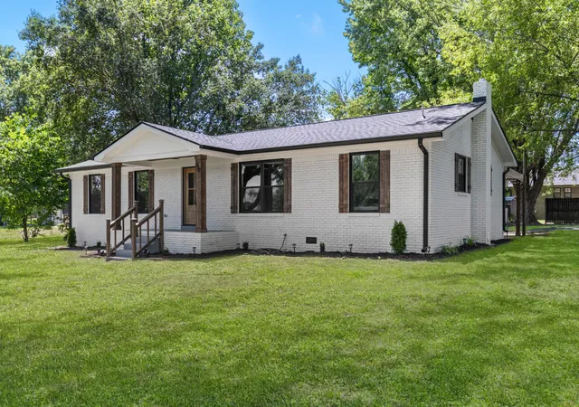 Photo 3 of Single family home for sale at 65 Rocky Crk Loop, Castalian Springs, TN 37031 | MLS# 3220783 | Listing updated on 2026-09-25