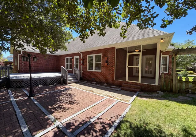 Photo 4 of Sale Pending at 235 White Cloud Trl, Murfreesboro, TN 37127 | MLS# 3216991 | Listing updated on 2026-08-20