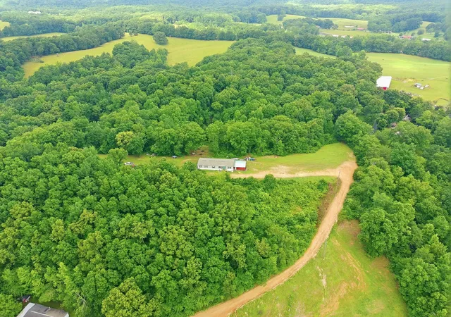 Homes for sale in Lynnville, TN | 17627 Campbellsville Rd, Lynnville, TN 38472 | MLS# 3242851