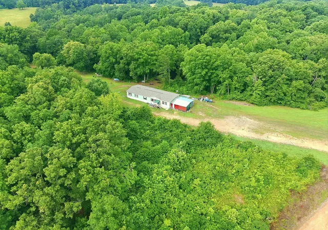 Homes for sale in Lynnville, TN | 17627 Campbellsville Rd, Lynnville, TN 38472 | MLS# 3242851