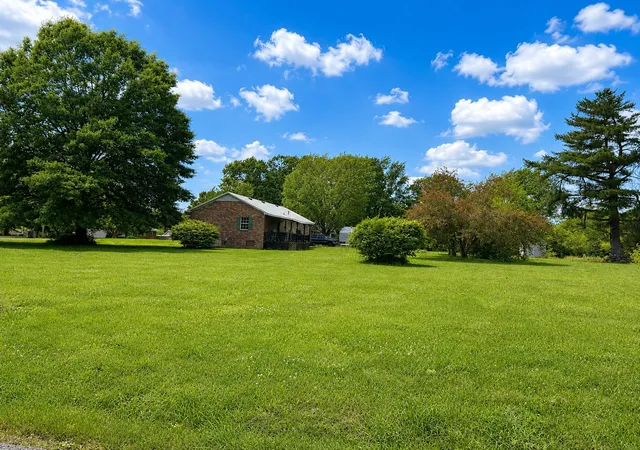 Homes for sale in Summertown, TN | 324 Oak St, Summertown, TN 38483 | MLS# 3221799